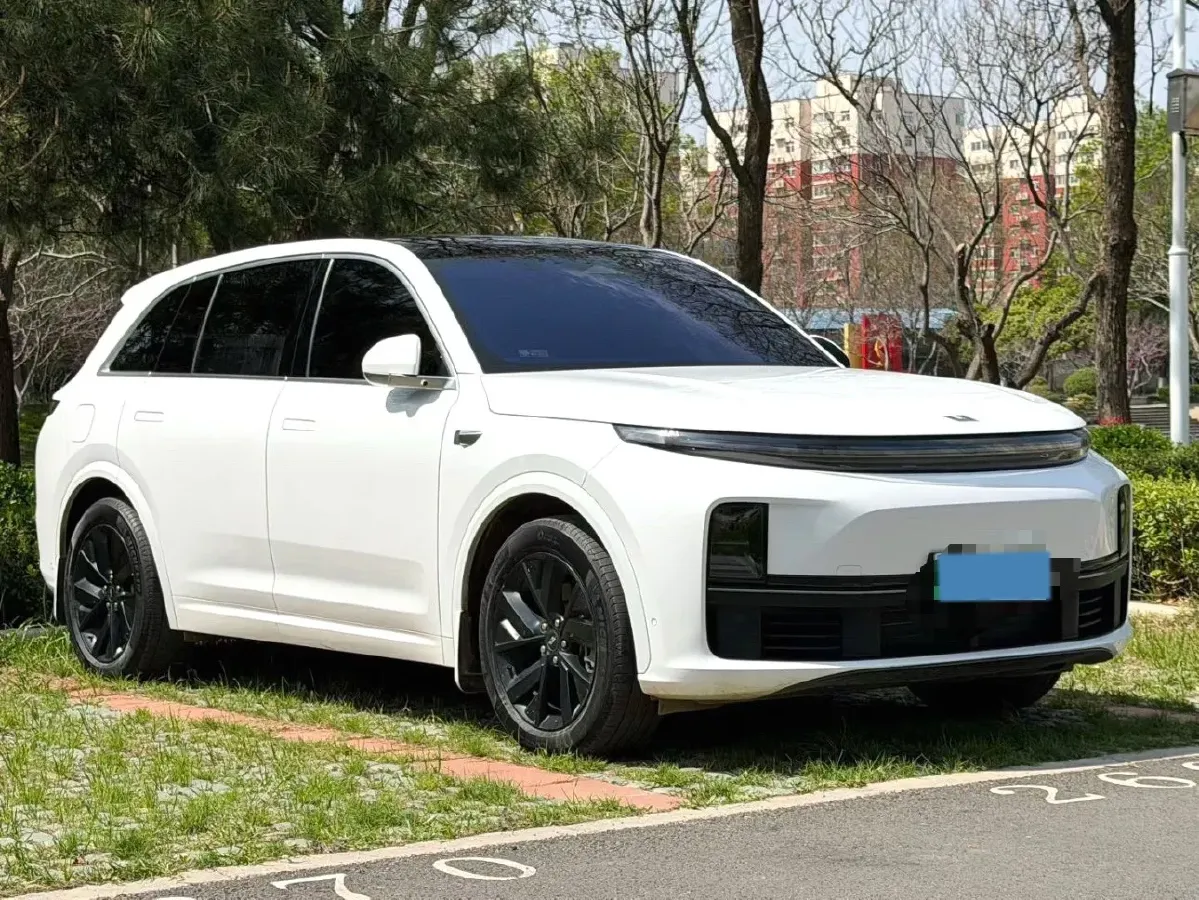 2023 Li L7 Range Extended 154HP REEV 40.9KWH,autocango,china used car exporter,china ev exporter,chinese used car exporter,chinese used ev exporter
