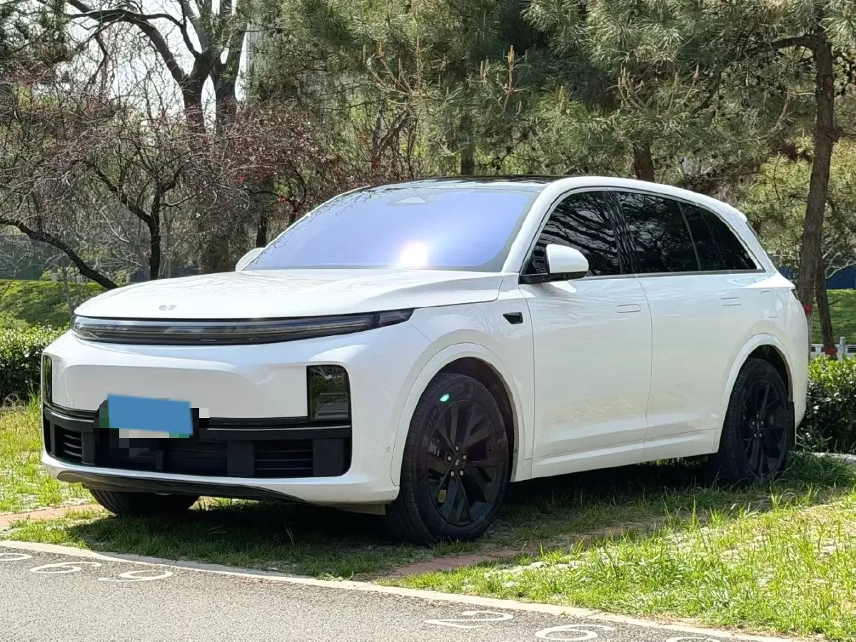 2023 Li L7 Range Extended 154HP REEV 40.9KWH,autocango,china used car exporter,china ev exporter,chinese used car exporter,chinese used ev exporter