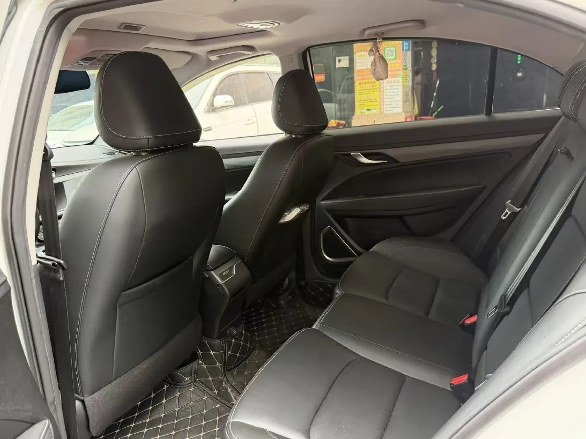 2021 Geely Coolray 1.4T 141HP L4 6MT,autocango,china used car exporter,china ev exporter,chinese used car exporter,chinese used ev exporter