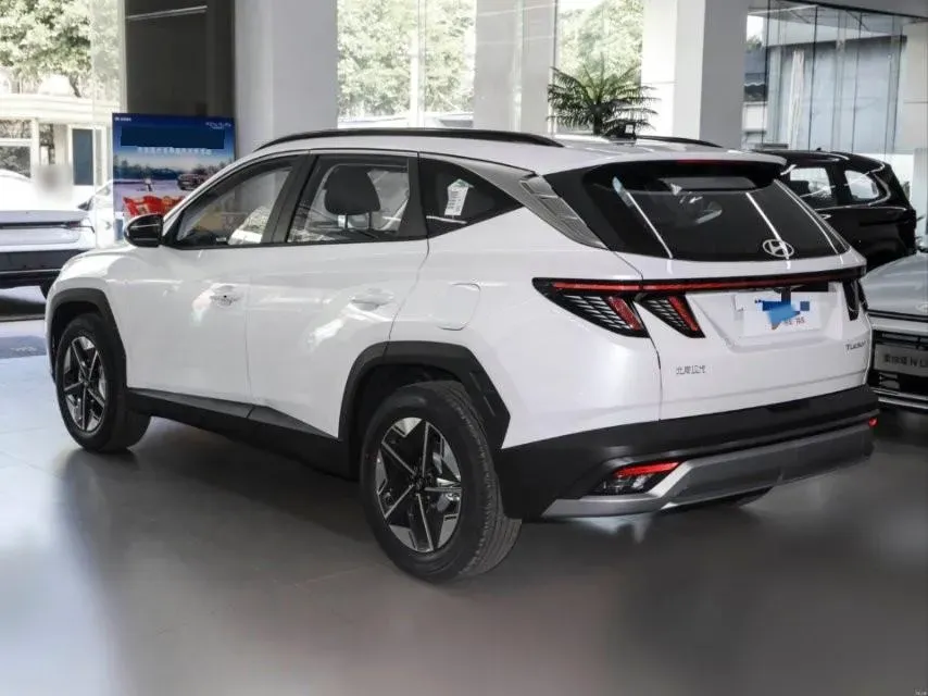 2025 Hyundai Tucson 1.5T 200HP L4 8AT,autocango,china used car exporter,china ev exporter,chinese used car exporter,chinese used ev exporter