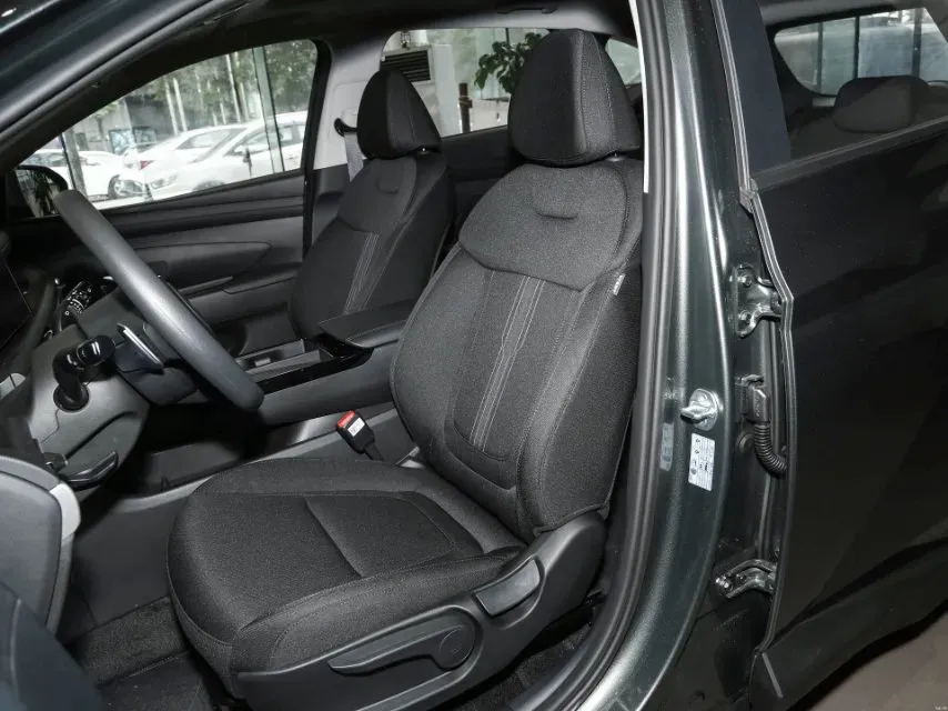 2025 Hyundai Tucson 1.5T 200HP L4 8AT,autocango,china used car exporter,china ev exporter,chinese used car exporter,chinese used ev exporter