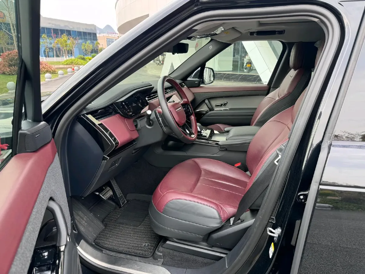 2024 Land Rover Range Rover Sport 3.0T 400HP L6 8AT,autocango,china used car exporter,china ev exporter,chinese used car exporter,chinese used ev exporter