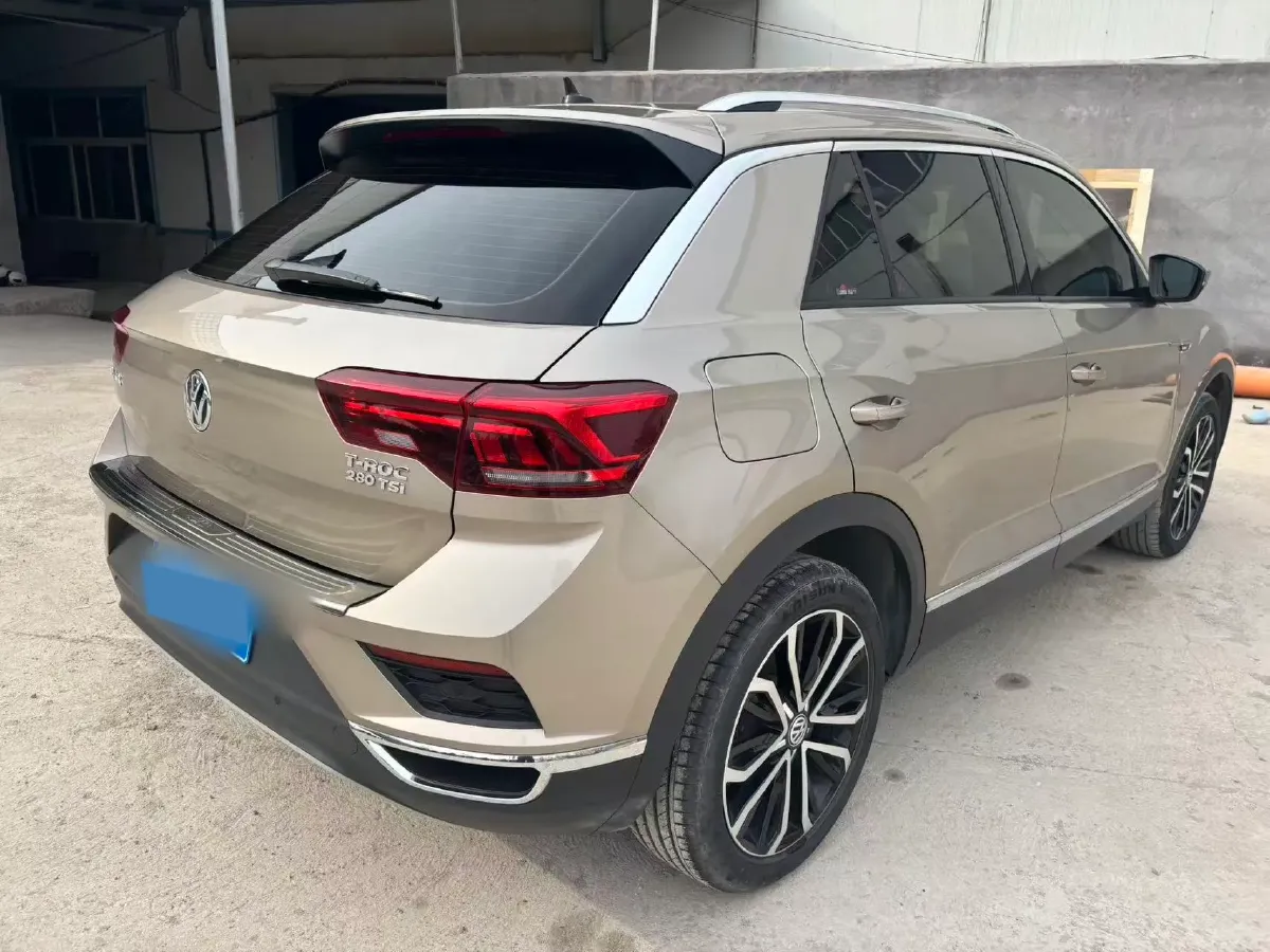 2019 Volkswagen T-Roc 1.4T 150HP L4 7DCT,autocango,china used car exporter,china ev exporter,chinese used car exporter,chinese used ev exporter