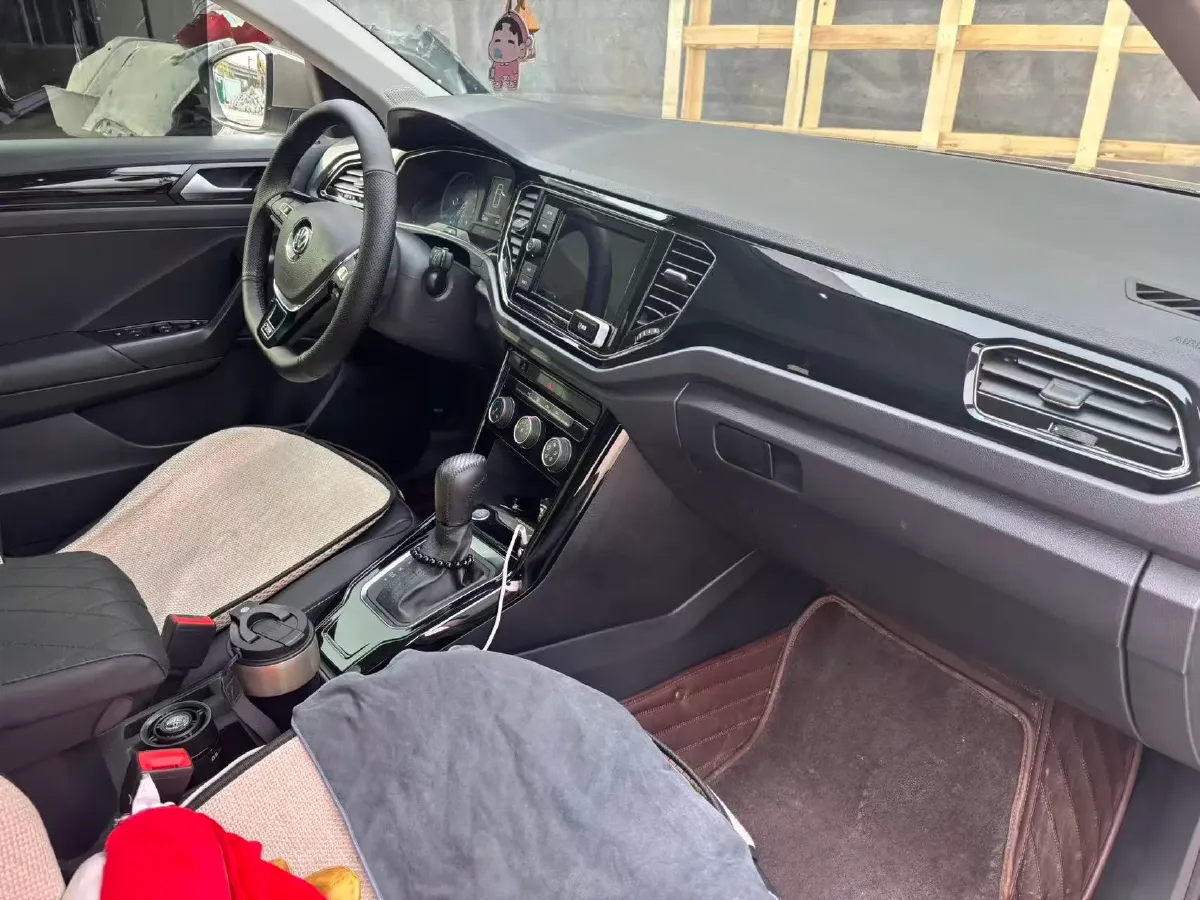 2019 Volkswagen T-Roc 1.4T 150HP L4 7DCT,autocango,china used car exporter,china ev exporter,chinese used car exporter,chinese used ev exporter