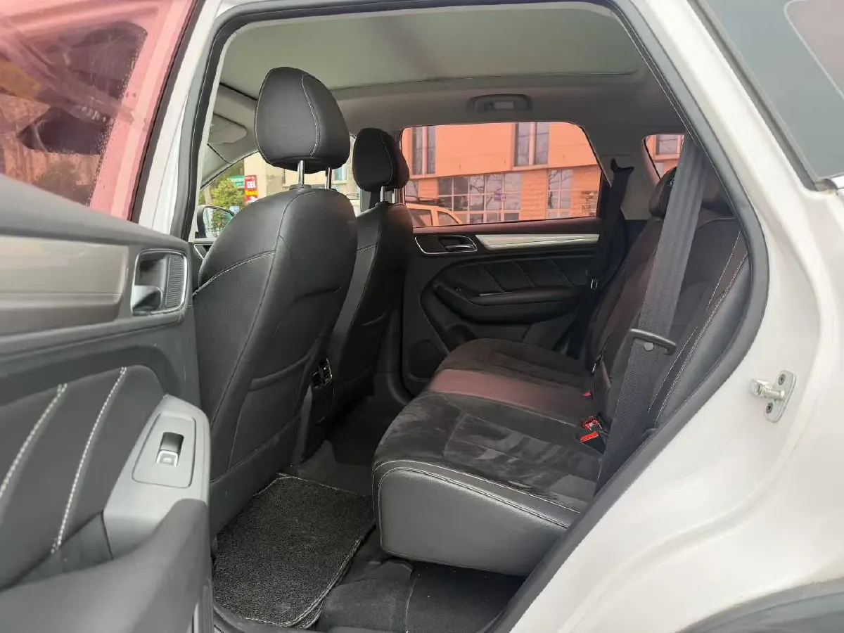 2017 Roewe RX5 1.5T 169HP L4 2AT PHEV 12KWH,autocango,china used car exporter,china ev exporter,chinese used car exporter,chinese used ev exporter