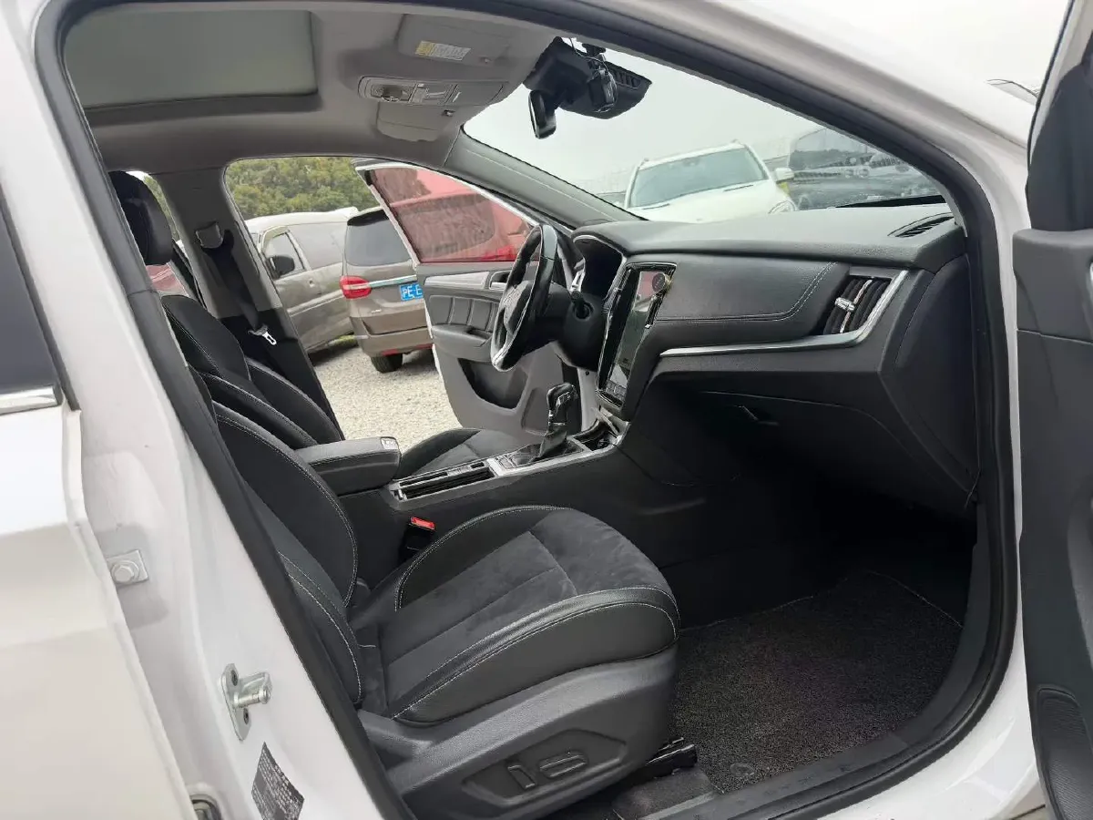 2017 Roewe RX5 1.5T 169HP L4 2AT PHEV 12KWH,autocango,china used car exporter,china ev exporter,chinese used car exporter,chinese used ev exporter