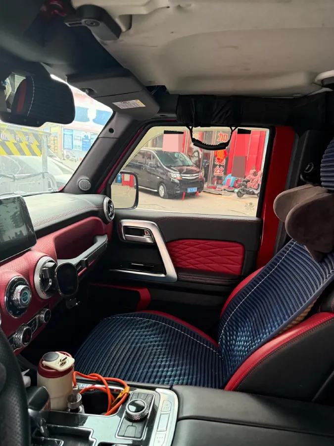 2018 Beijing BJ40 2.3T 250HP L4 6AT,autocango,china used car exporter,china ev exporter,chinese used car exporter,chinese used ev exporter