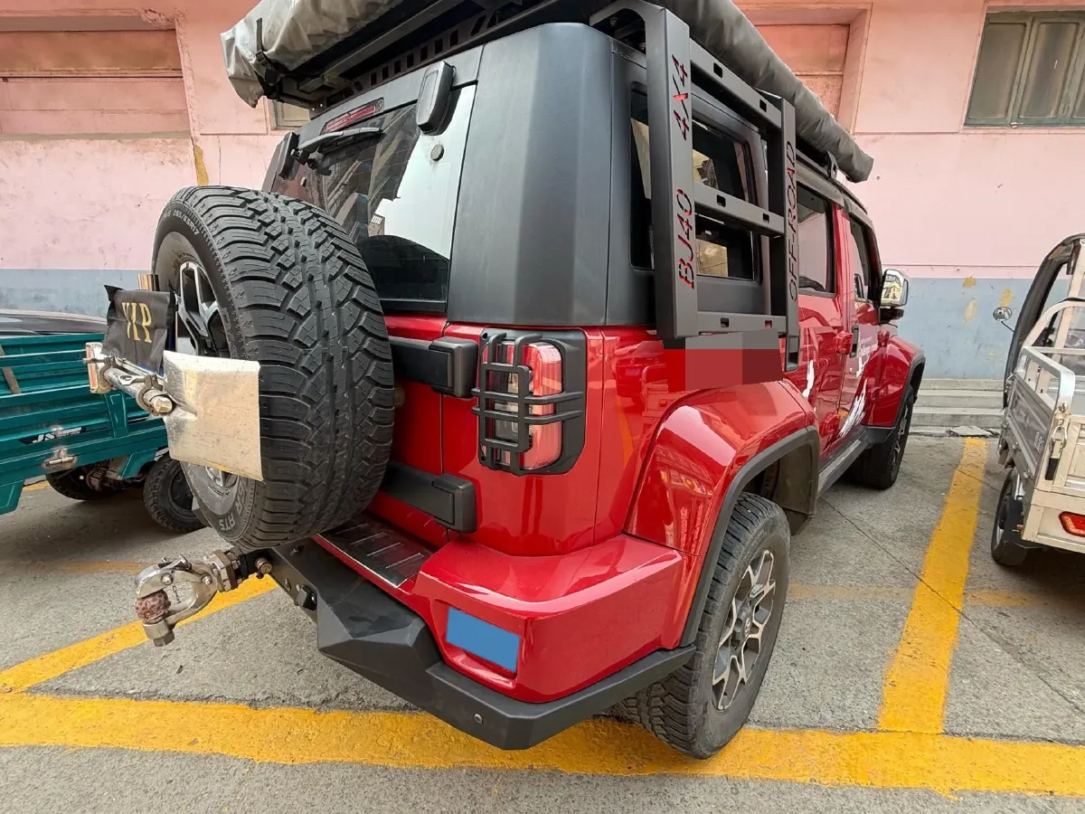 2018 Beijing BJ40 2.3T 250HP L4 6AT,autocango,china used car exporter,china ev exporter,chinese used car exporter,chinese used ev exporter