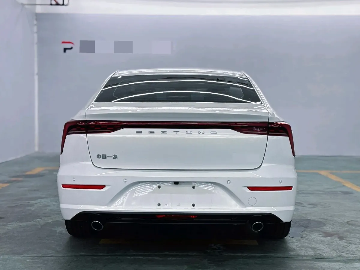2022 Bestune B70 1.5T 169HP L4 7DCT,autocango,china used car exporter,china ev exporter,chinese used car exporter,chinese used ev exporter