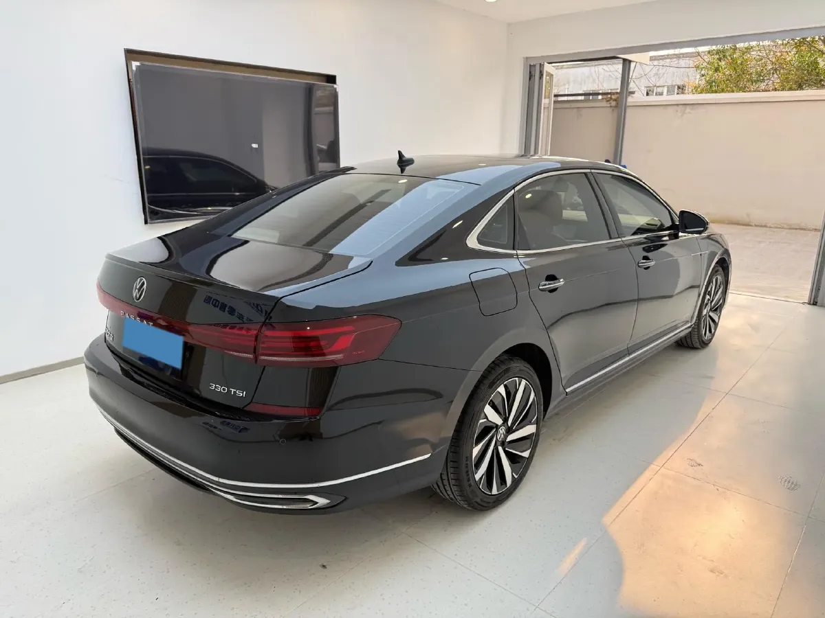 2022 Xpeng P7 BEV 60.2KWH,autocango,china used car exporter,china ev exporter,chinese used car exporter,chinese used ev exporter