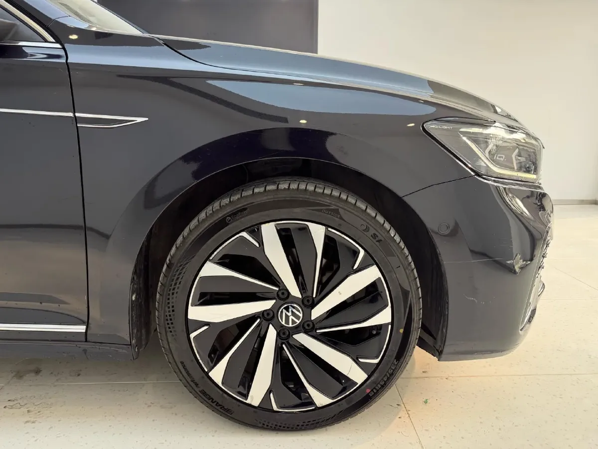 2022 Xpeng P7 BEV 60.2KWH,autocango,china used car exporter,china ev exporter,chinese used car exporter,chinese used ev exporter