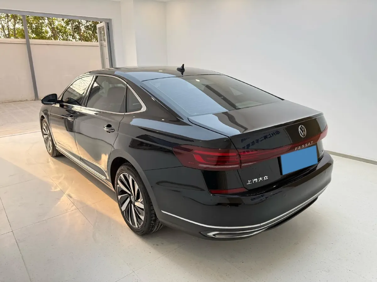 2022 Xpeng P7 BEV 60.2KWH,autocango,china used car exporter,china ev exporter,chinese used car exporter,chinese used ev exporter