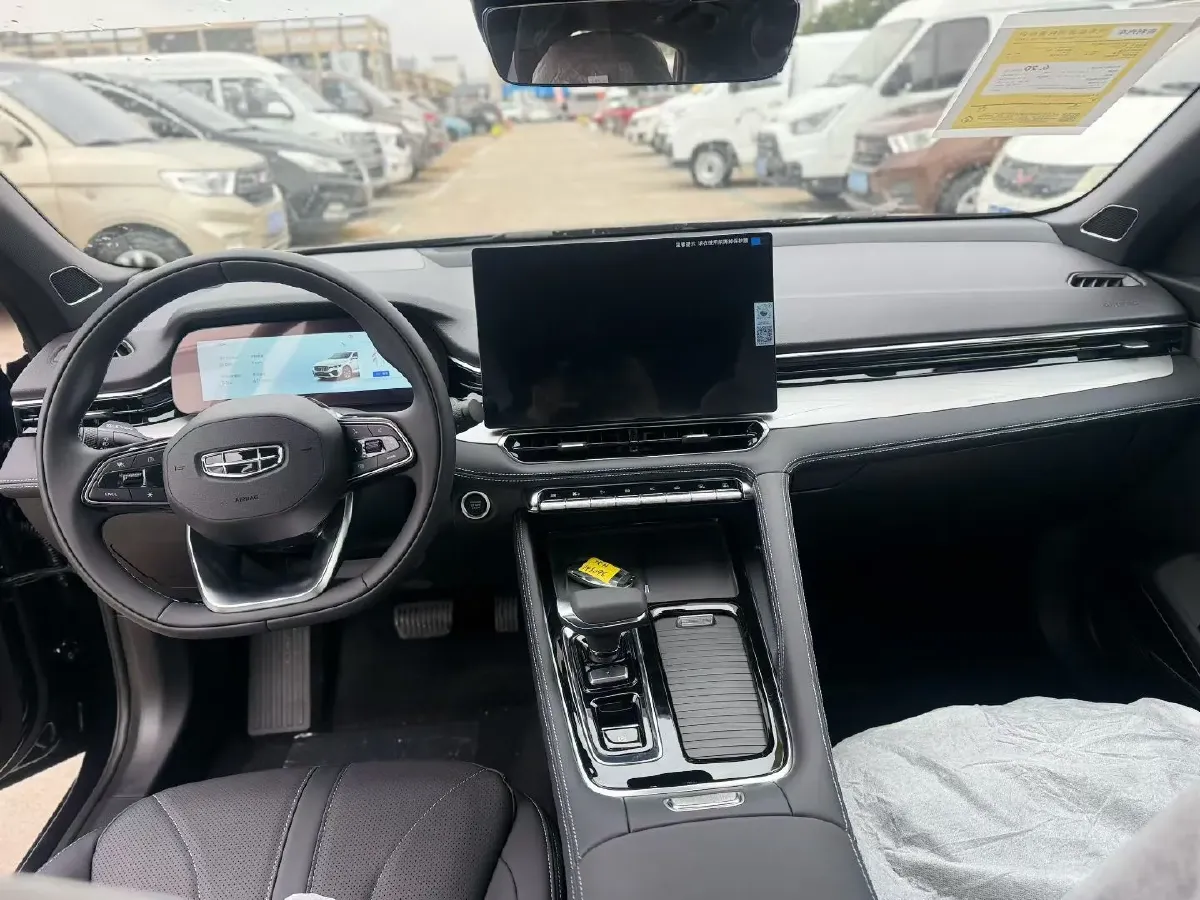 2026 Geely Preface 1.5T 181HP L4 7DCT,autocango,china used car exporter,china ev exporter,chinese used car exporter,chinese used ev exporter