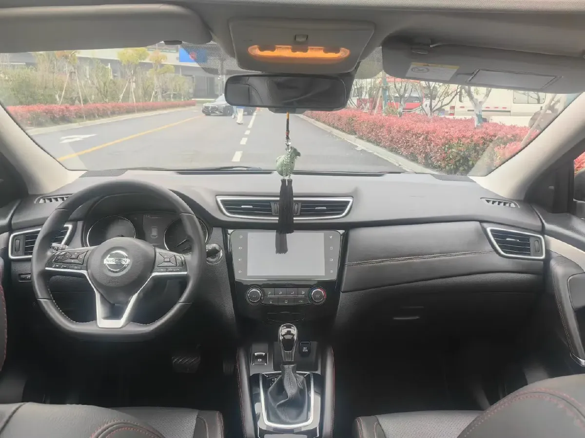 2021 Nissan Qashqai 2.0L 151HP L4 CVT,autocango,china used car exporter,china ev exporter,chinese used car exporter,chinese used ev exporter