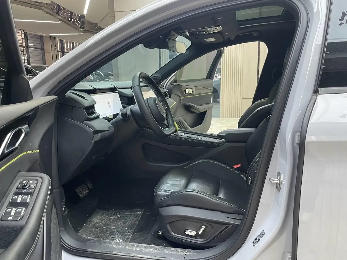 2023 LYNK&CO 01 2.0T 254HP L4 8AT,autocango,china used car exporter,china ev exporter,chinese used car exporter,chinese used ev exporter