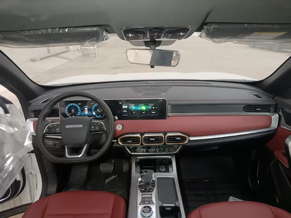 2025 Jetour X70 Plus 1.5T 156HP L4 6DCT,autocango,china used car exporter,china ev exporter,chinese used car exporter,chinese used ev exporter