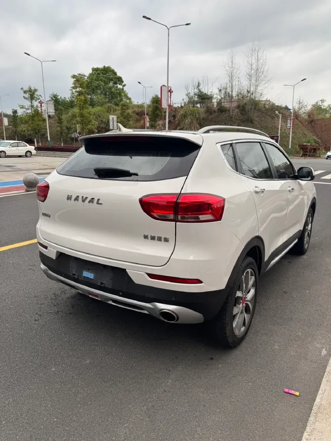 2018 Haval H2s 1.5T 150HP L4 7DCT,autocango,china used car exporter,china ev exporter,chinese used car exporter,chinese used ev exporter
