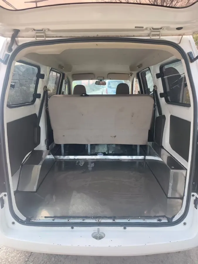 2021 Yema SiPaiKa 1.5L 109HP L4 5MT,autocango,china used car exporter,china ev exporter,chinese used car exporter,chinese used ev exporter