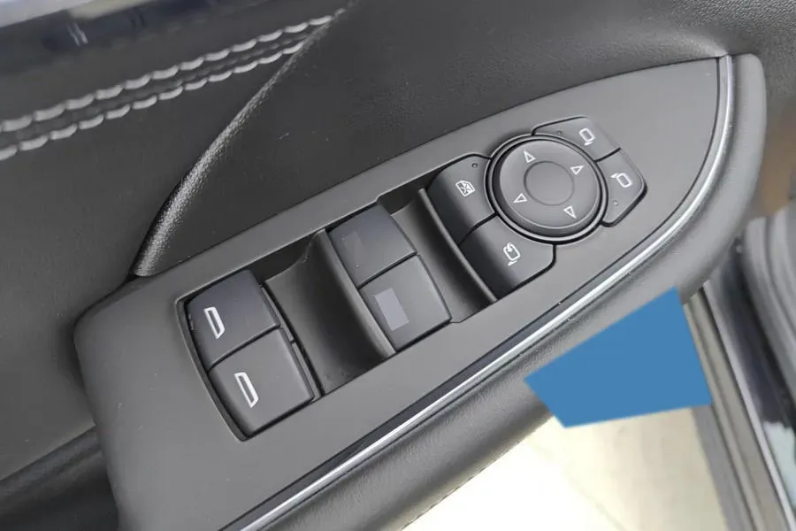 2023 Buick EnvisionPlus 2.0T 237HP L4 9AT,autocango,china used car exporter,china ev exporter,chinese used car exporter,chinese used ev exporter