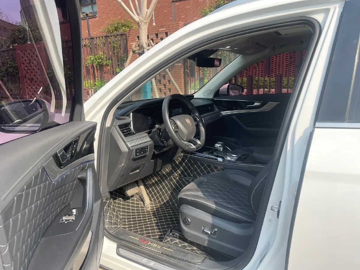 2019 HongQi HS5 2.0T 224HP L4 6AT,autocango,china used car exporter,china ev exporter,chinese used car exporter,chinese used ev exporter