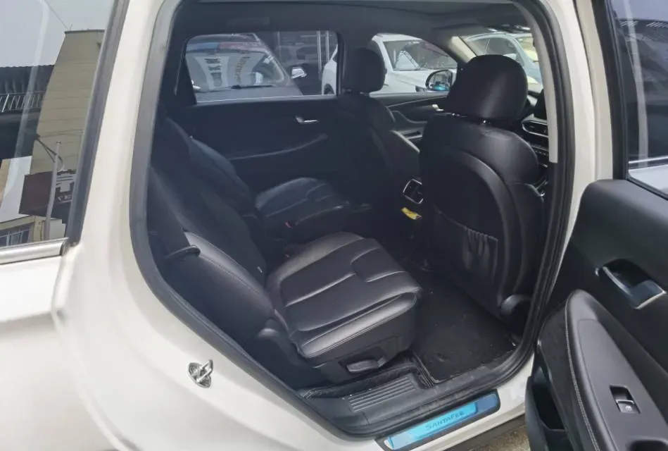 2019 Hyundai Santafe 2.0T 240HP L4 8AT,autocango,china used car exporter,china ev exporter,chinese used car exporter,chinese used ev exporter