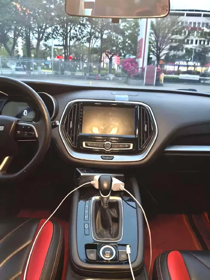 2020 Jetour X70M 1.5T 156HP L4 6DCT,autocango,china used car exporter,china ev exporter,chinese used car exporter,chinese used ev exporter