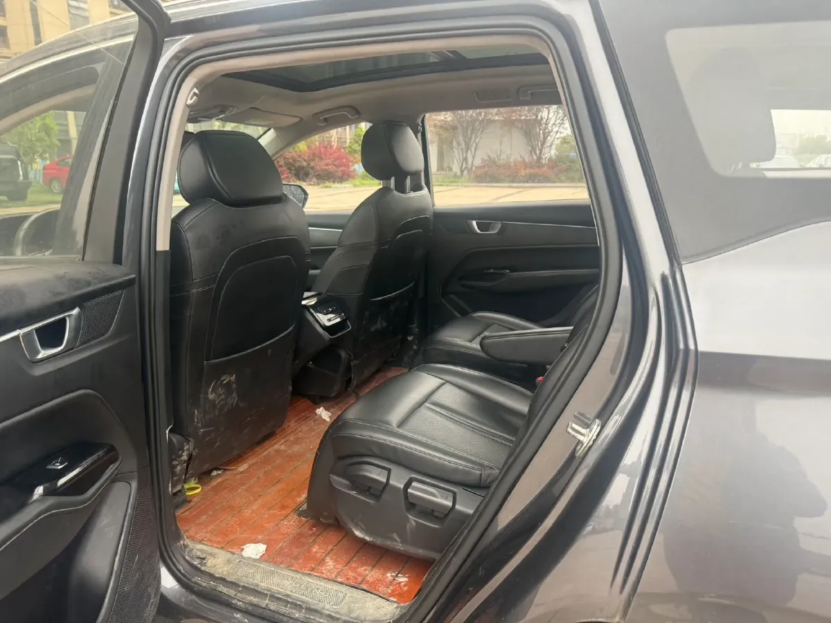 2020 WuLing KaiJie 1.5T 147HP L4 CVT,autocango,china used car exporter,china ev exporter,chinese used car exporter,chinese used ev exporter