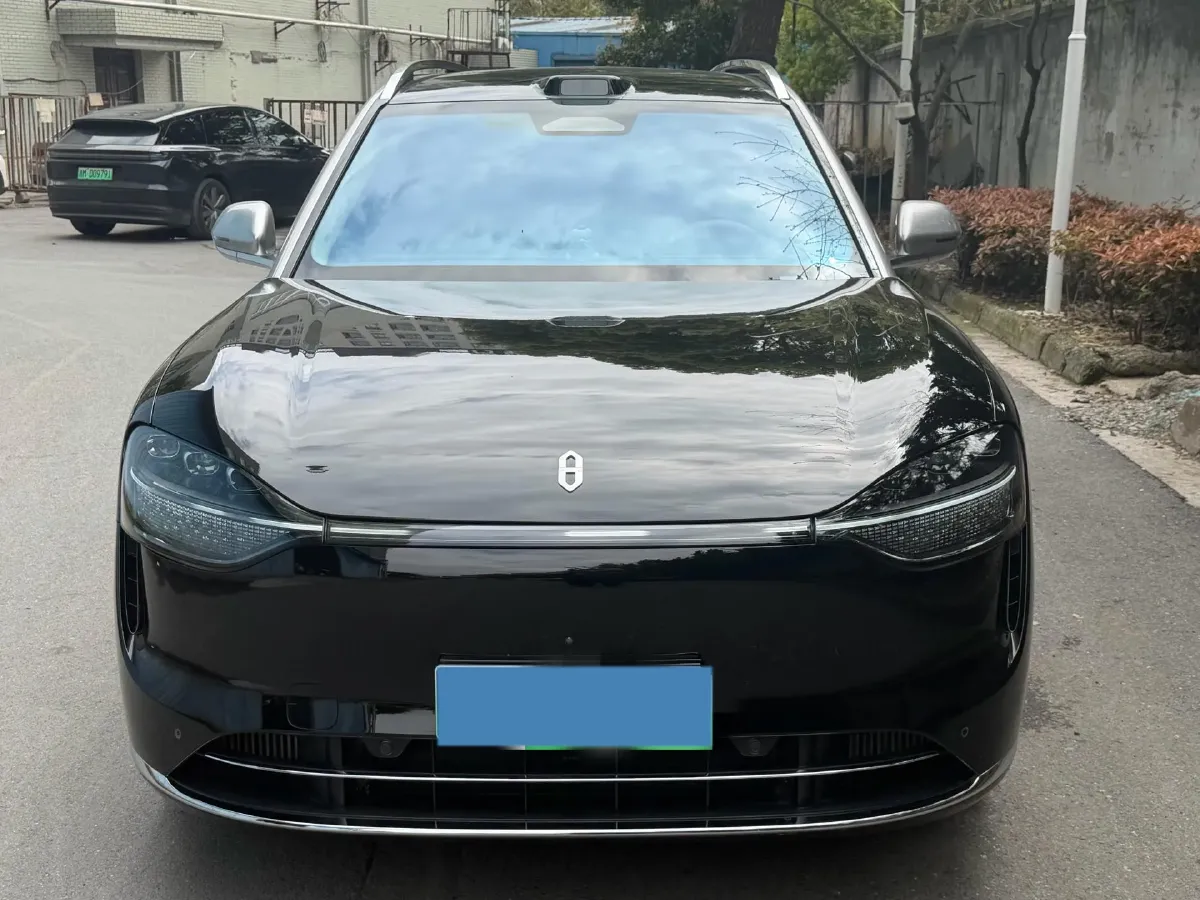 2024 AITO AITO M9 1.5T 152HP L4 REEV 42KWH,autocango,china used car exporter,china ev exporter,chinese used car exporter,chinese used ev exporter
