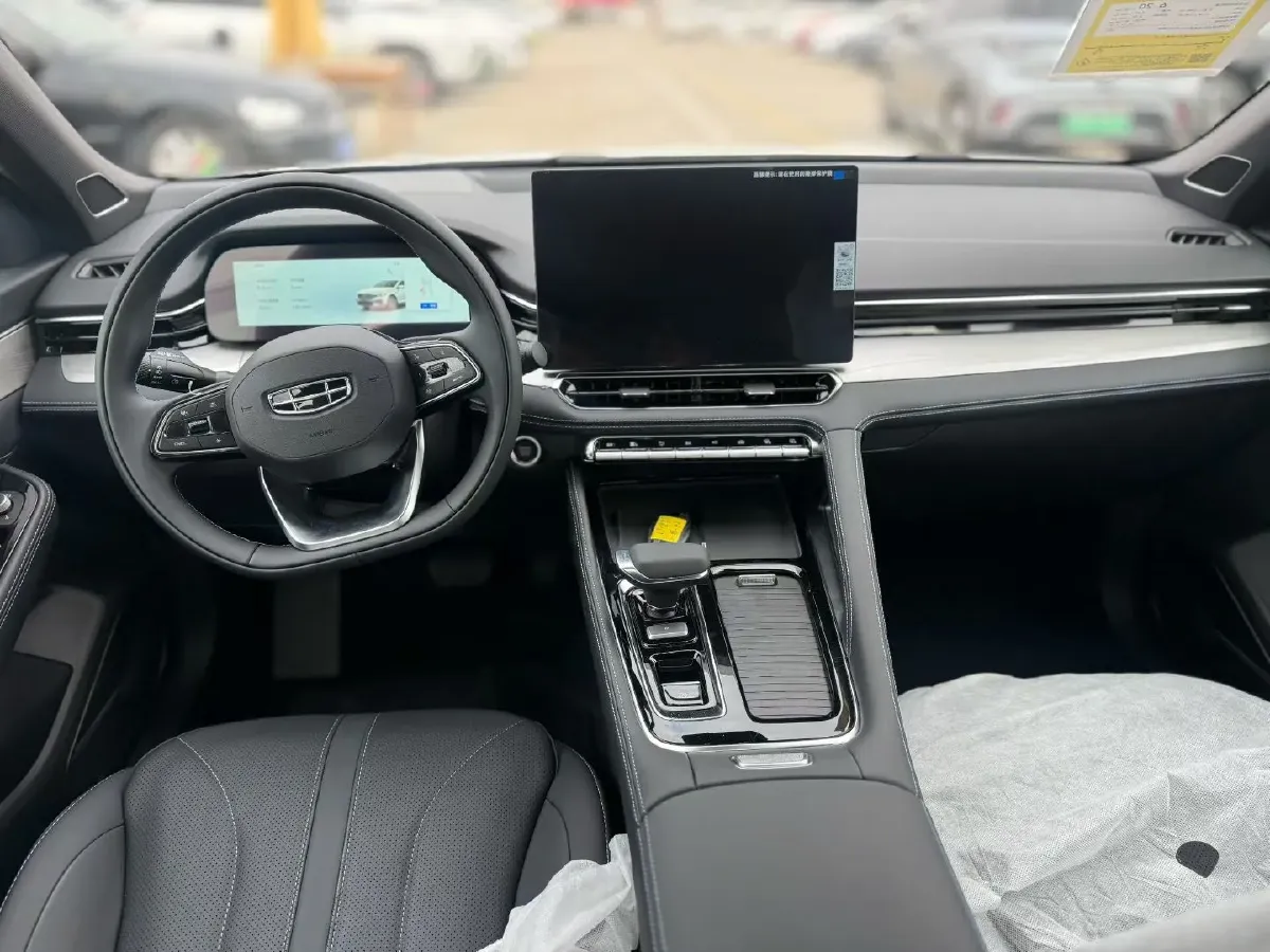 2026 Geely Preface 1.5T 181HP L4 7DCT,autocango,china used car exporter,china ev exporter,chinese used car exporter,chinese used ev exporter