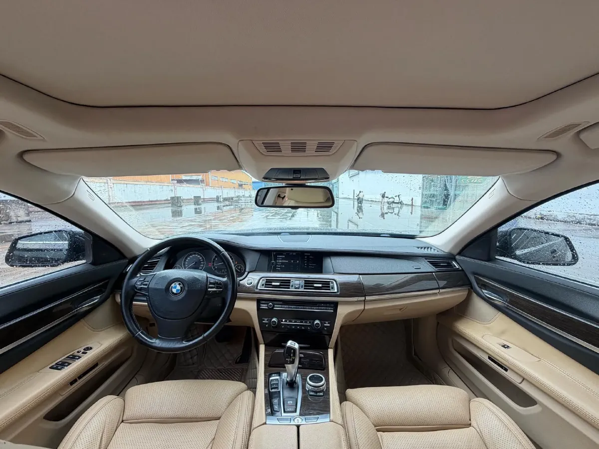 2019 Jaguar F-PACE 2.0T 250HP L4 8AT,autocango,china used car exporter,china ev exporter,chinese used car exporter,chinese used ev exporter