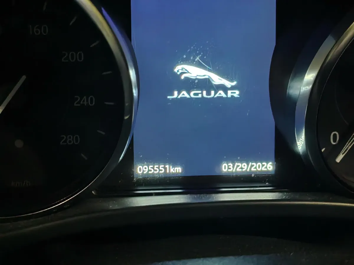 2019 Jaguar F-PACE 2.0T 250HP L4 8AT,autocango,china used car exporter,china ev exporter,chinese used car exporter,chinese used ev exporter