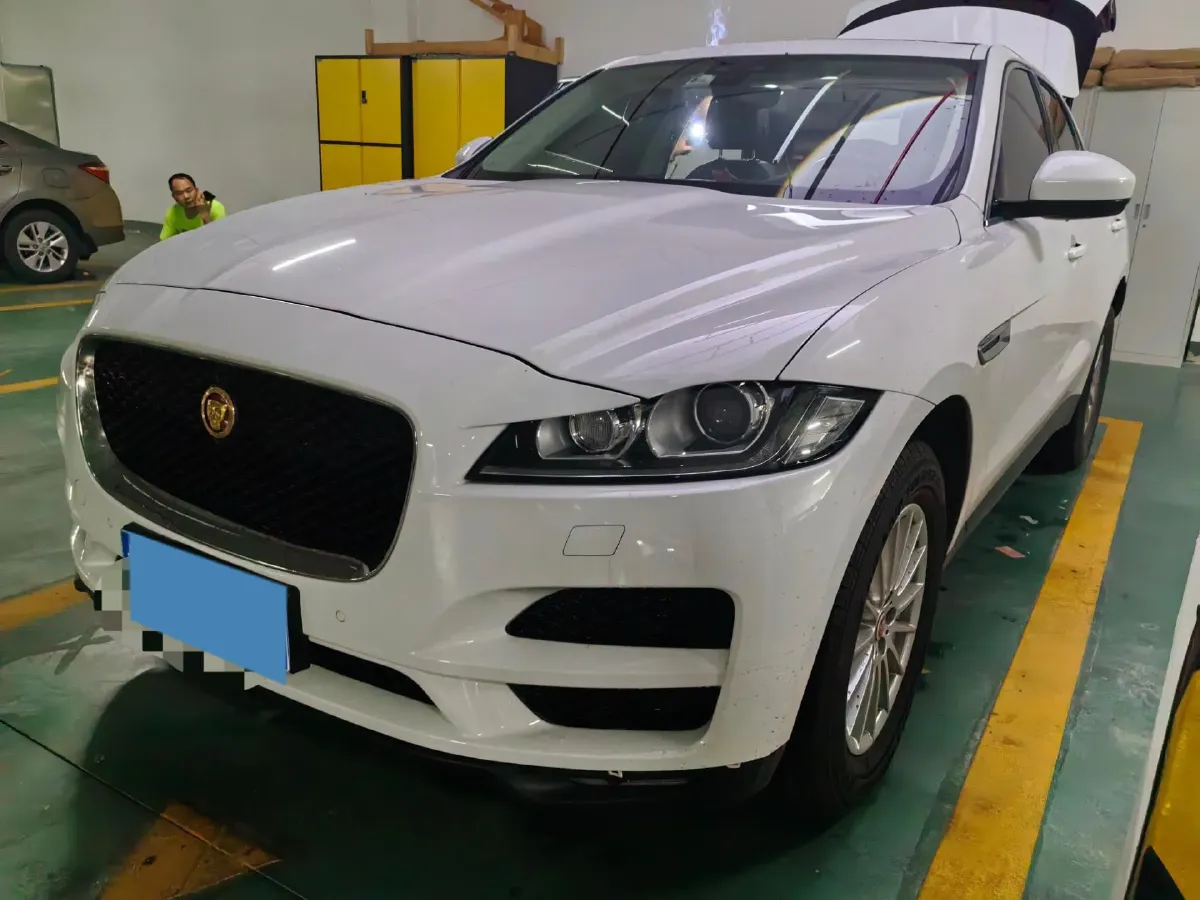 2019 Jaguar F-PACE 2.0T 250HP L4 8AT,autocango,china used car exporter,china ev exporter,chinese used car exporter,chinese used ev exporter