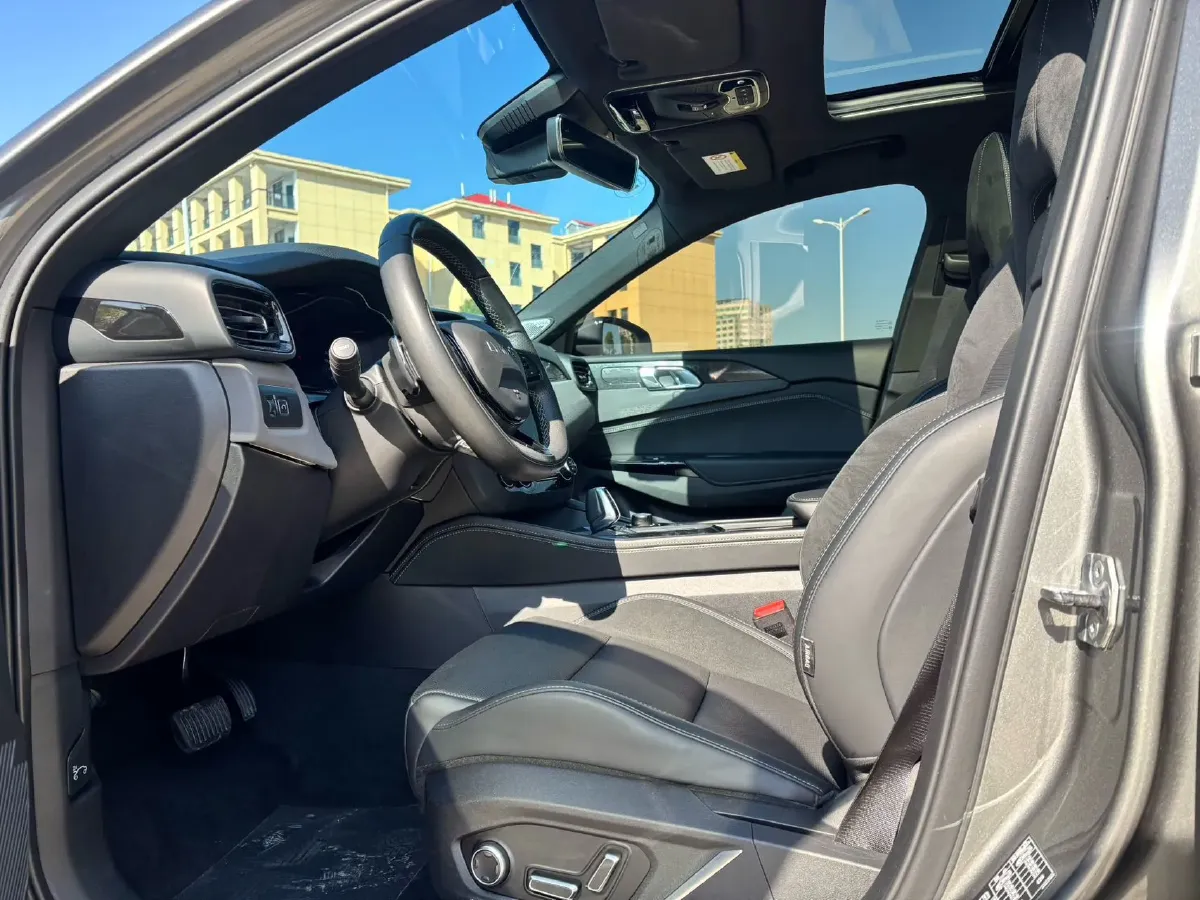 2022 LYNK&CO 03 2.0T 190HP L4 7DCT,autocango,china used car exporter,china ev exporter,chinese used car exporter,chinese used ev exporter