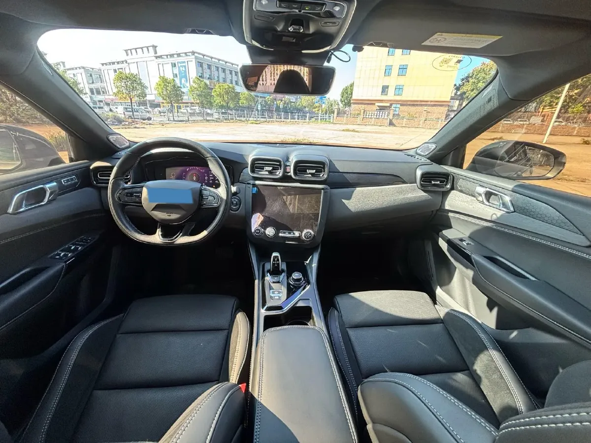 2022 LYNK&CO 03 2.0T 190HP L4 7DCT,autocango,china used car exporter,china ev exporter,chinese used car exporter,chinese used ev exporter