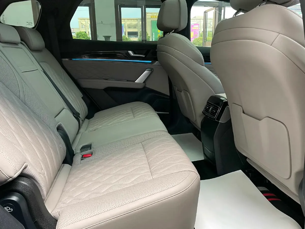 2025 BYD Tang 1.5T 156HP L4 E-CVT PHEV 21.504KWH,autocango,china used car exporter,china ev exporter,chinese used car exporter,chinese used ev exporter