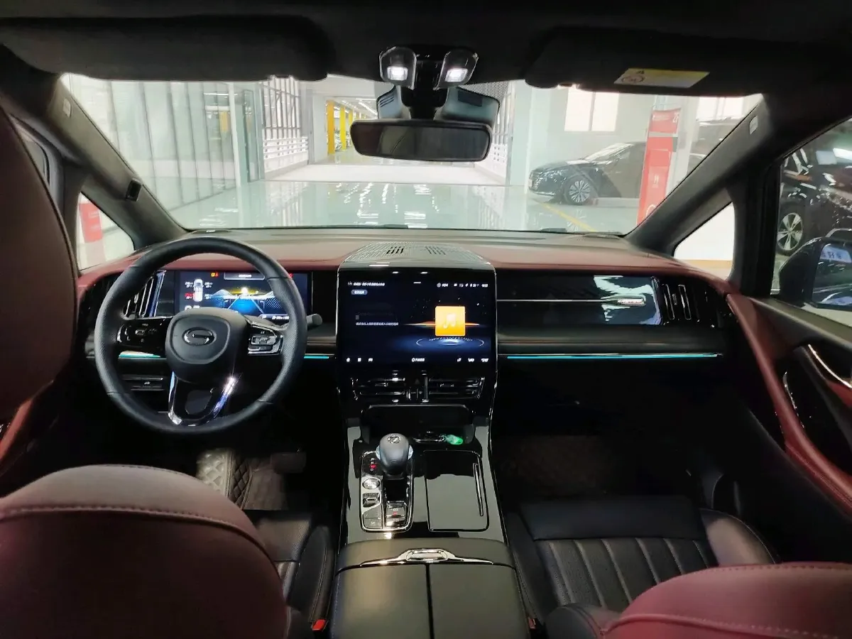 2023 GAC Trumpchi M8 2.0T 252HP L4 8AT,autocango,china used car exporter,china ev exporter,chinese used car exporter,chinese used ev exporter