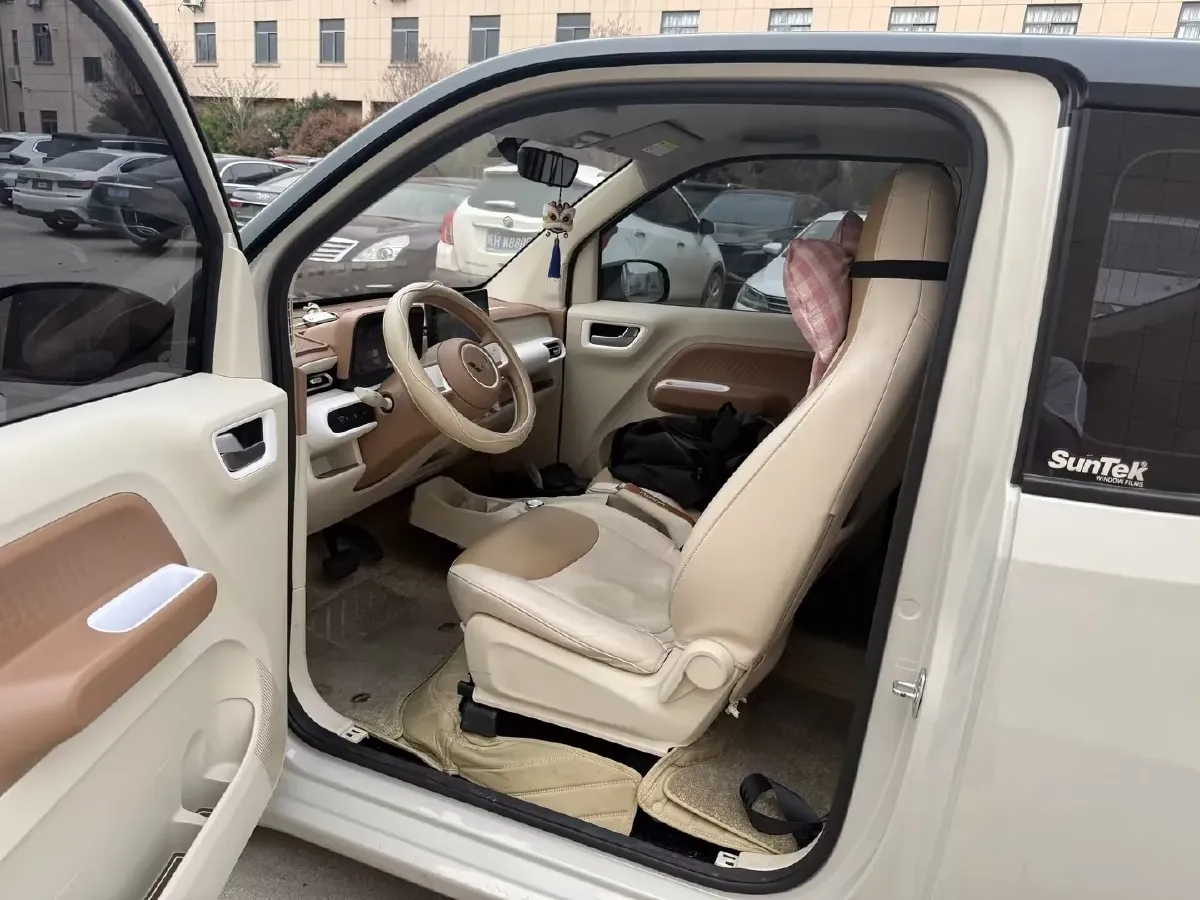 2024 WuLing HongGuang MINI EV BEV 17.3KWH,autocango,china used car exporter,china ev exporter,chinese used car exporter,chinese used ev exporter