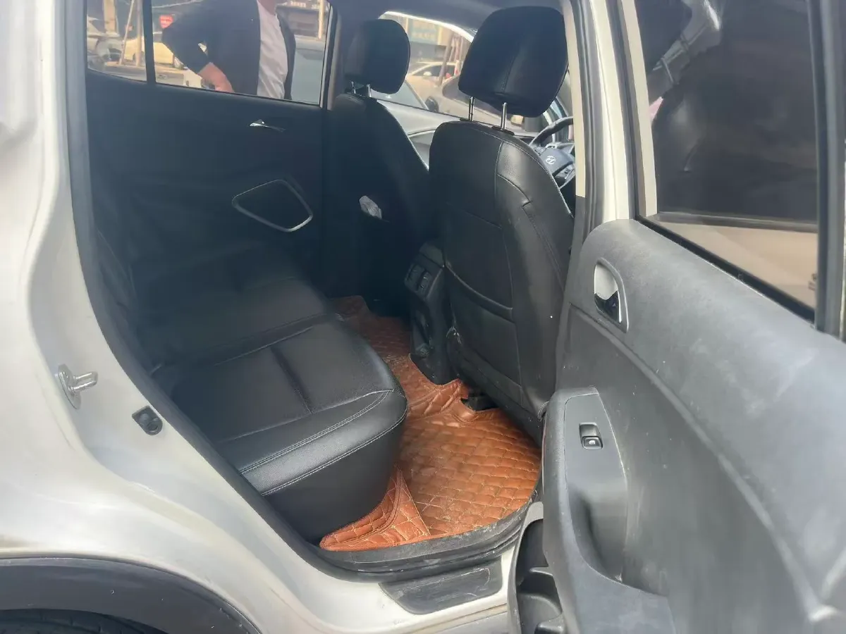 2018 Hyundai ix35 2.0L 160HP L4 6AT,autocango,china used car exporter,china ev exporter,chinese used car exporter,chinese used ev exporter