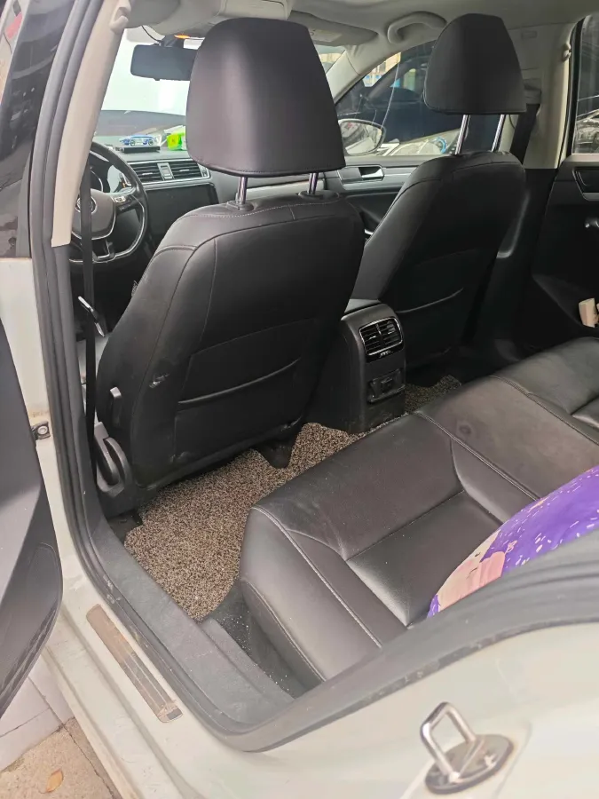 2019 Jeep Renegade 1.3T 173HP L4 7DCT,autocango,china used car exporter,china ev exporter,chinese used car exporter,chinese used ev exporter