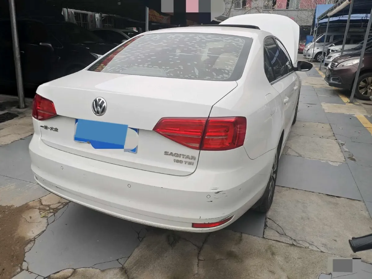 2019 Jeep Renegade 1.3T 173HP L4 7DCT,autocango,china used car exporter,china ev exporter,chinese used car exporter,chinese used ev exporter