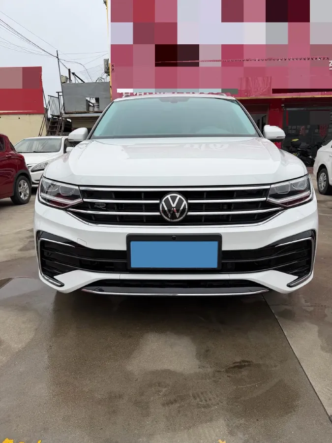 2023 Volkswagen Tiguan L 2.0T 186HP L4 7DCT,autocango,china used car exporter,china ev exporter,chinese used car exporter,chinese used ev exporter