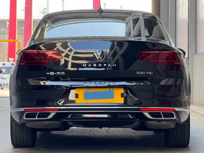 2023 Volkswagen Magotan 2.0T 186HP L4 7DCT,autocango,china used car exporter,china ev exporter,chinese used car exporter,chinese used ev exporter