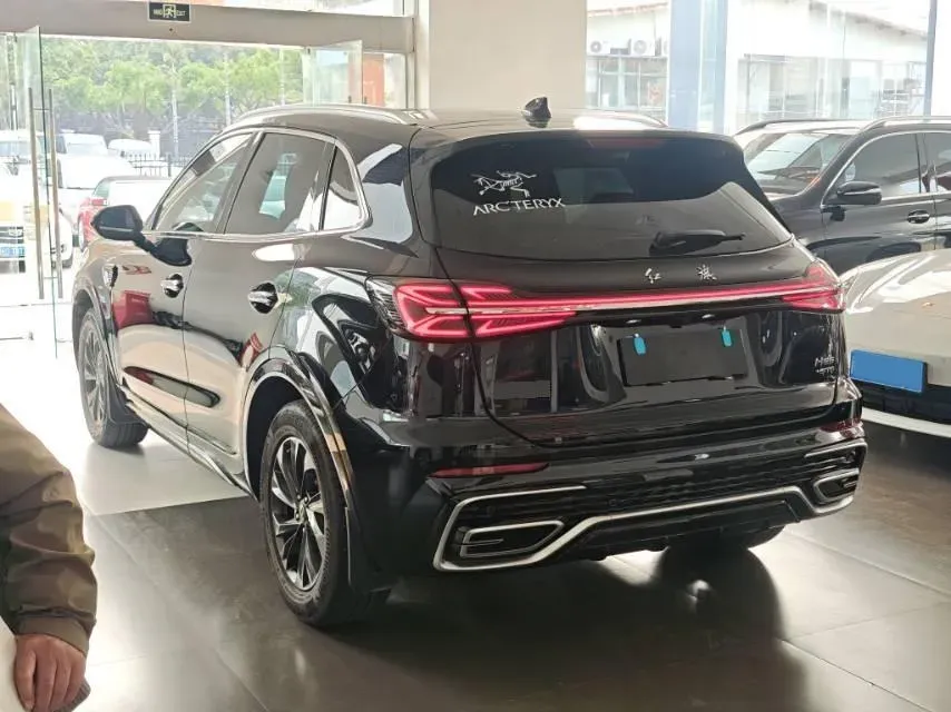 2025 HongQi HS5 2.0T 252HP L4 8AT,autocango,china used car exporter,china ev exporter,chinese used car exporter,chinese used ev exporter