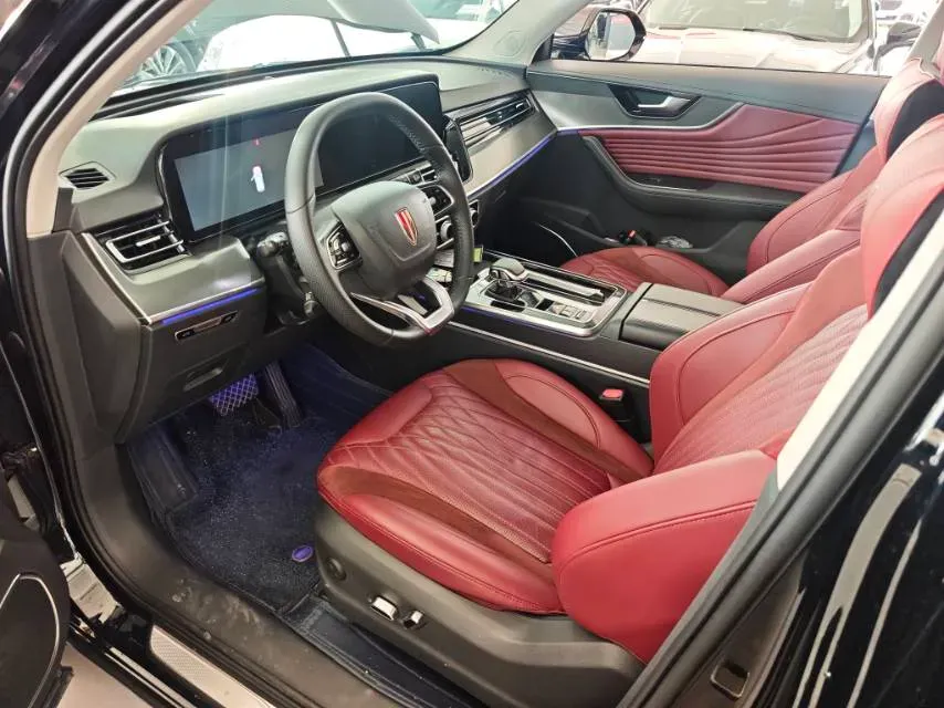 2025 HongQi HS5 2.0T 252HP L4 8AT,autocango,china used car exporter,china ev exporter,chinese used car exporter,chinese used ev exporter