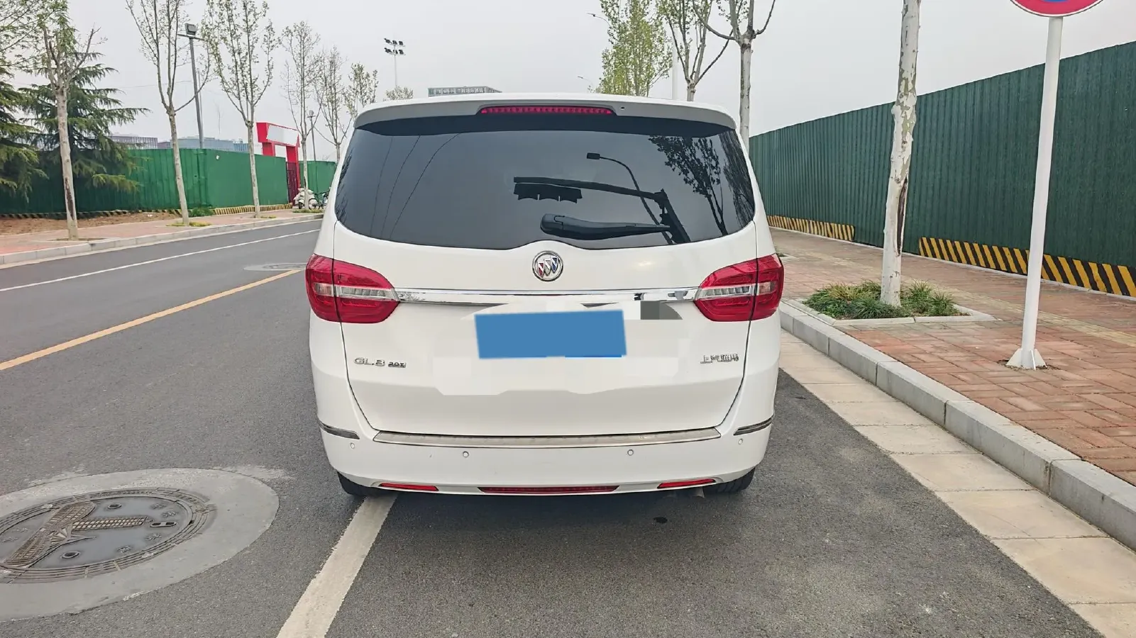 2018 Buick GL8 2.0T 260HP L4 6AT,autocango,china used car exporter,china ev exporter,chinese used car exporter,chinese used ev exporter