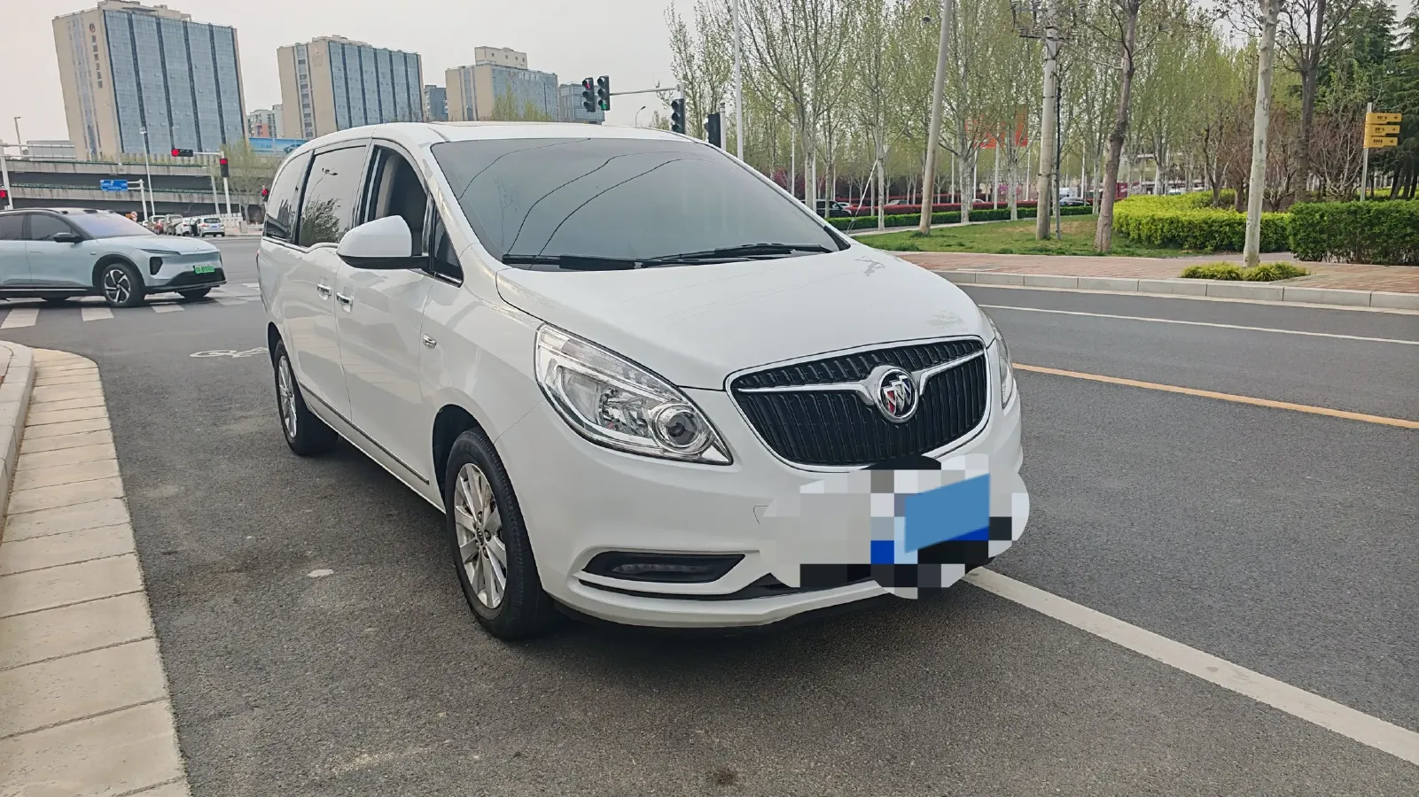 2018 Buick GL8 2.0T 260HP L4 6AT,autocango,china used car exporter,china ev exporter,chinese used car exporter,chinese used ev exporter