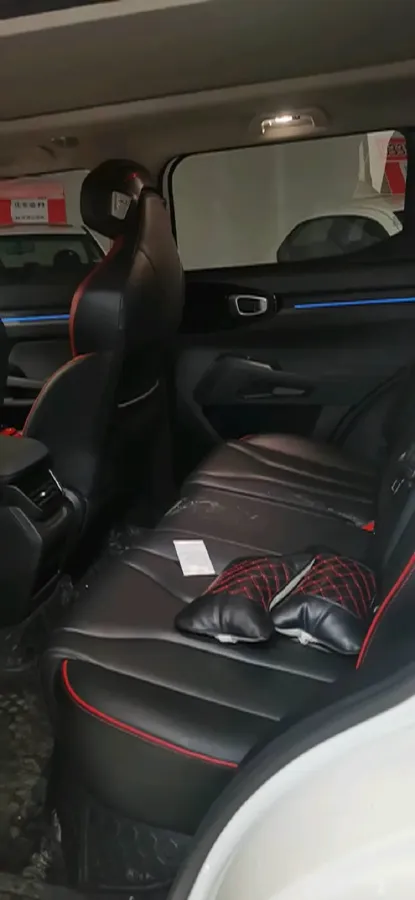 2022 MAXUS D60 1.5T 169HP L4 7DCT,autocango,china used car exporter,china ev exporter,chinese used car exporter,chinese used ev exporter