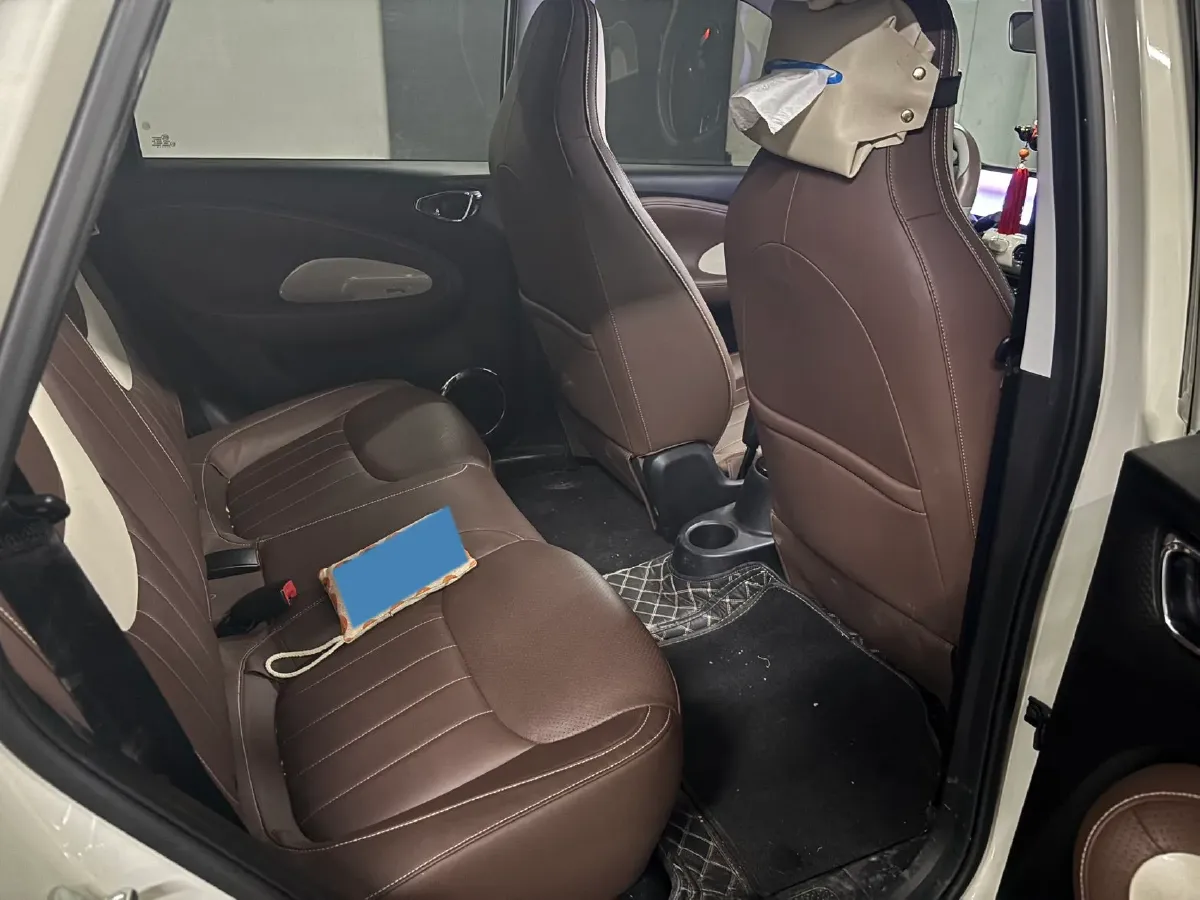 2023 WuLing BinGuo BEV 31.9KWH,autocango,china used car exporter,china ev exporter,chinese used car exporter,chinese used ev exporter