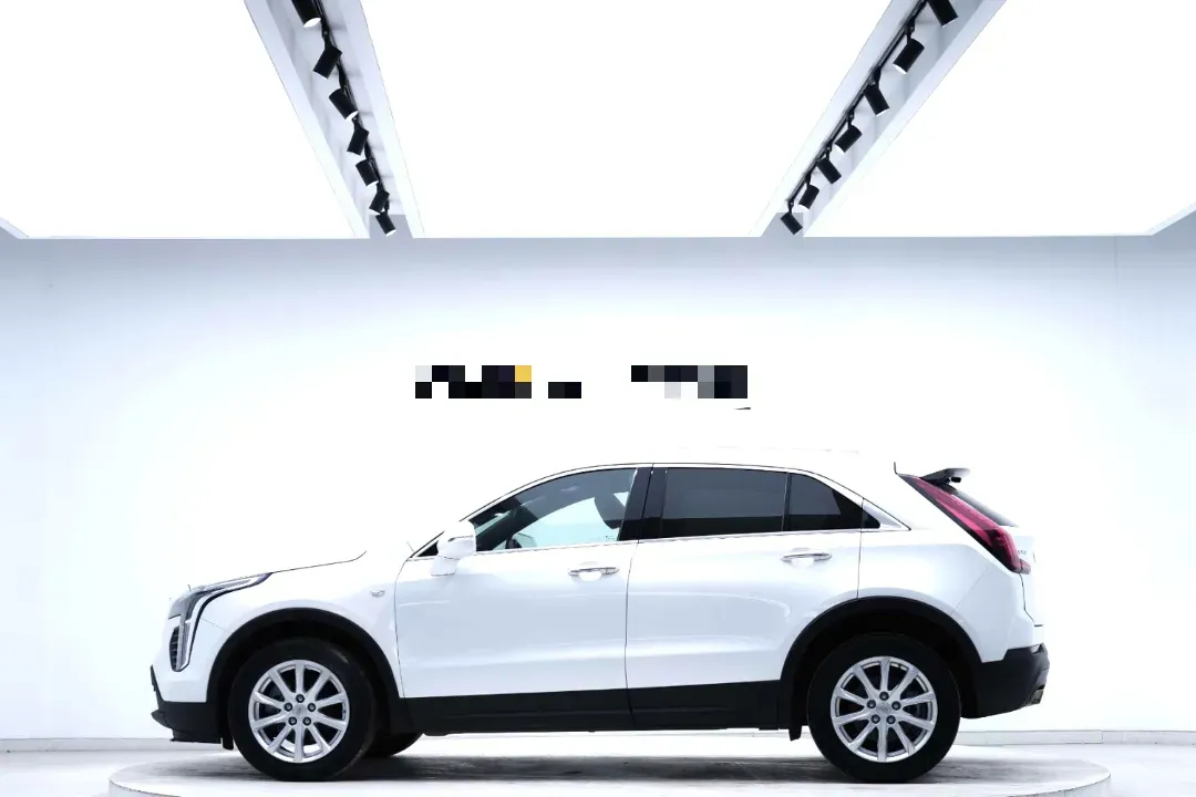 2021 Cadillac XT4 2.0T 237HP L4 9AT,autocango,china used car exporter,china ev exporter,chinese used car exporter,chinese used ev exporter