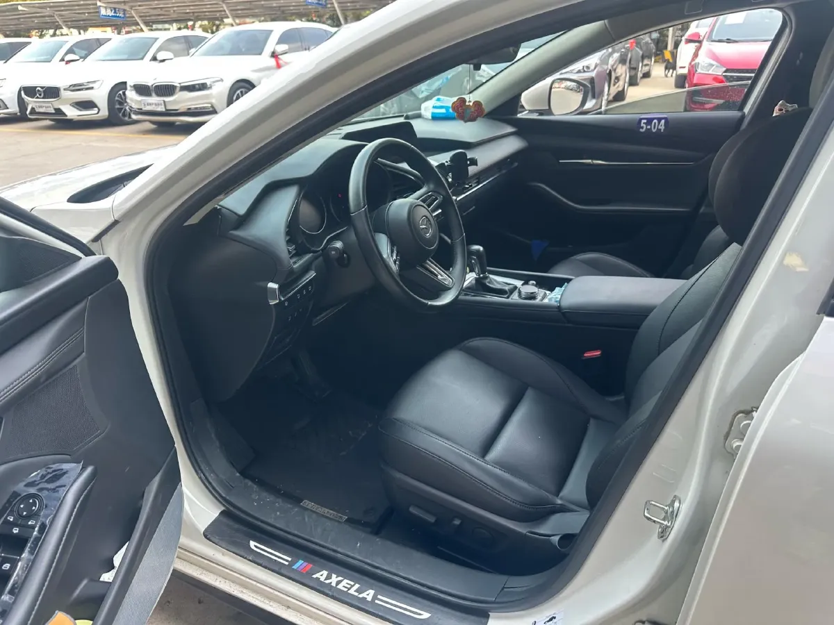 2022 Mazda 3 Axela 2.0L 158HP L4 6AT,autocango,china used car exporter,china ev exporter,chinese used car exporter,chinese used ev exporter